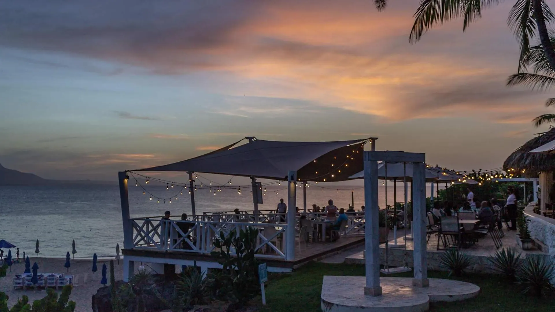 Bungalow #11 At Waterfront Playa Alicia Sosúa 0*,