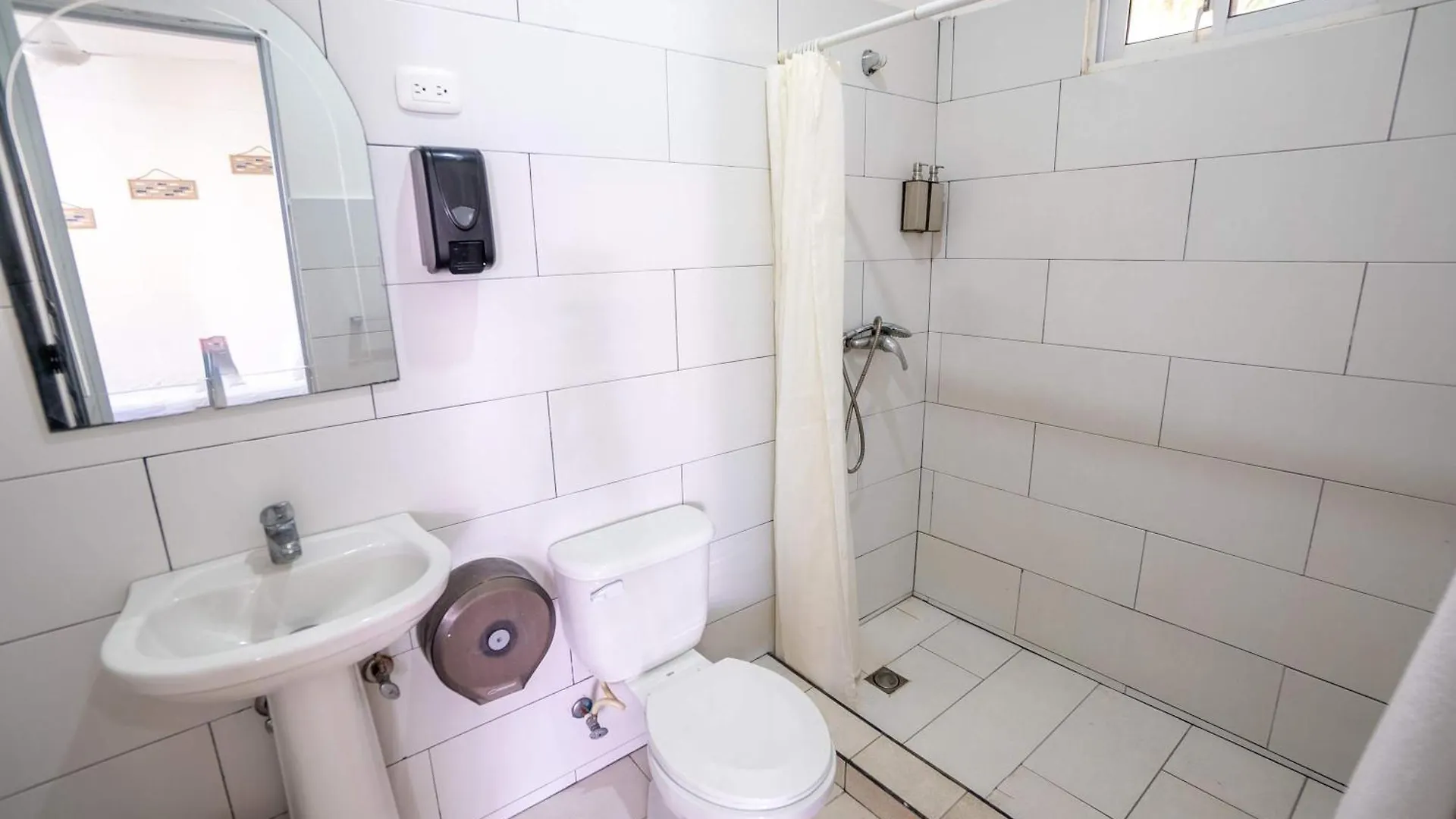 Bungalow #11 At Waterfront Playa Alicia Sosúa بيت للعطل